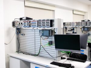 Jak wybrać tani hosting i nie stracić na jakości?